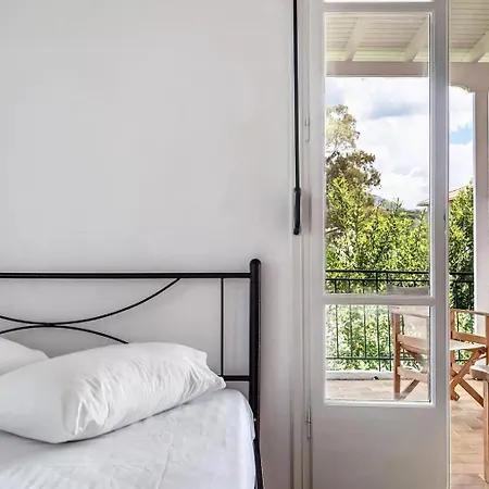 Woodpecker House Lefkada Appartement *