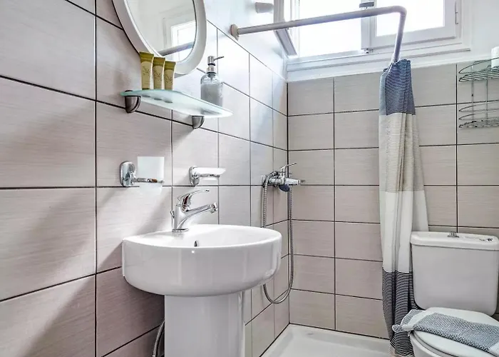 Woodpecker House Lefkada