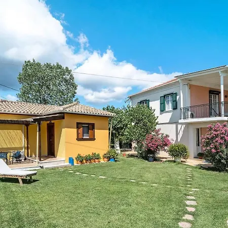 Woodpecker House Lefkada Apartamento *